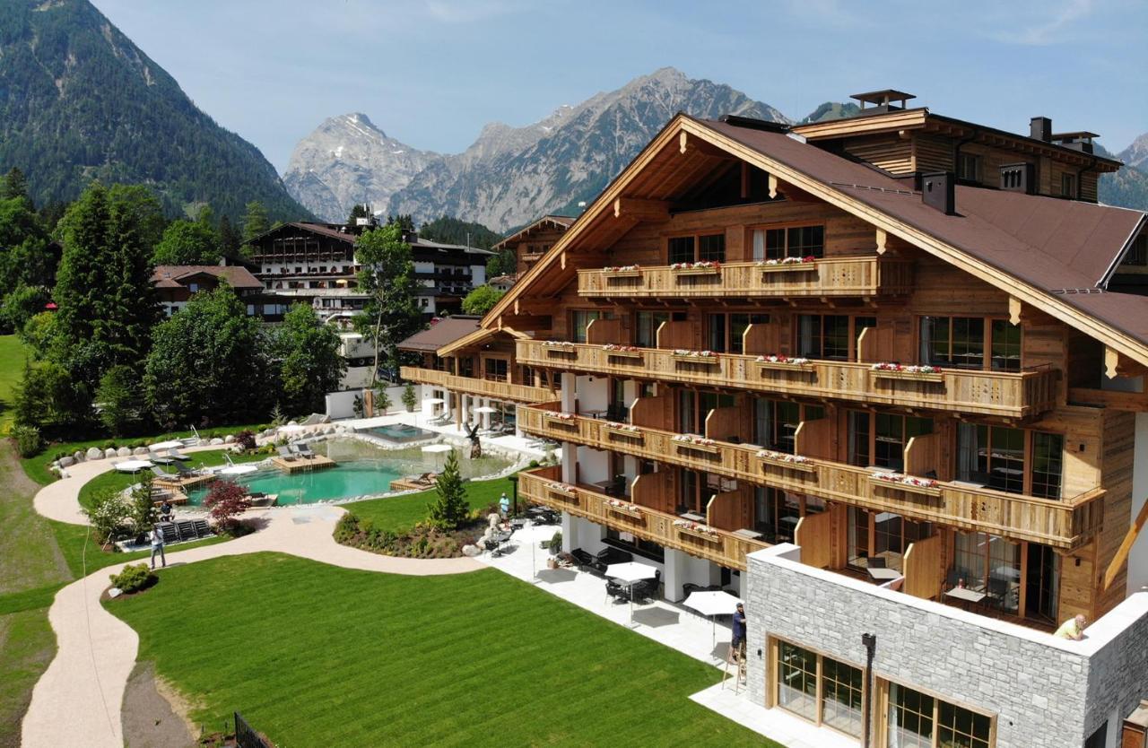 Hotel Nova Moments Boutique 4*